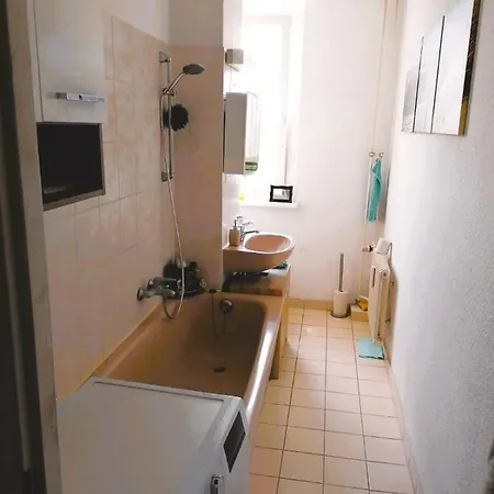 Trendy Cool And Cozy Big In A Area 12 Min Near From The Center Berlino